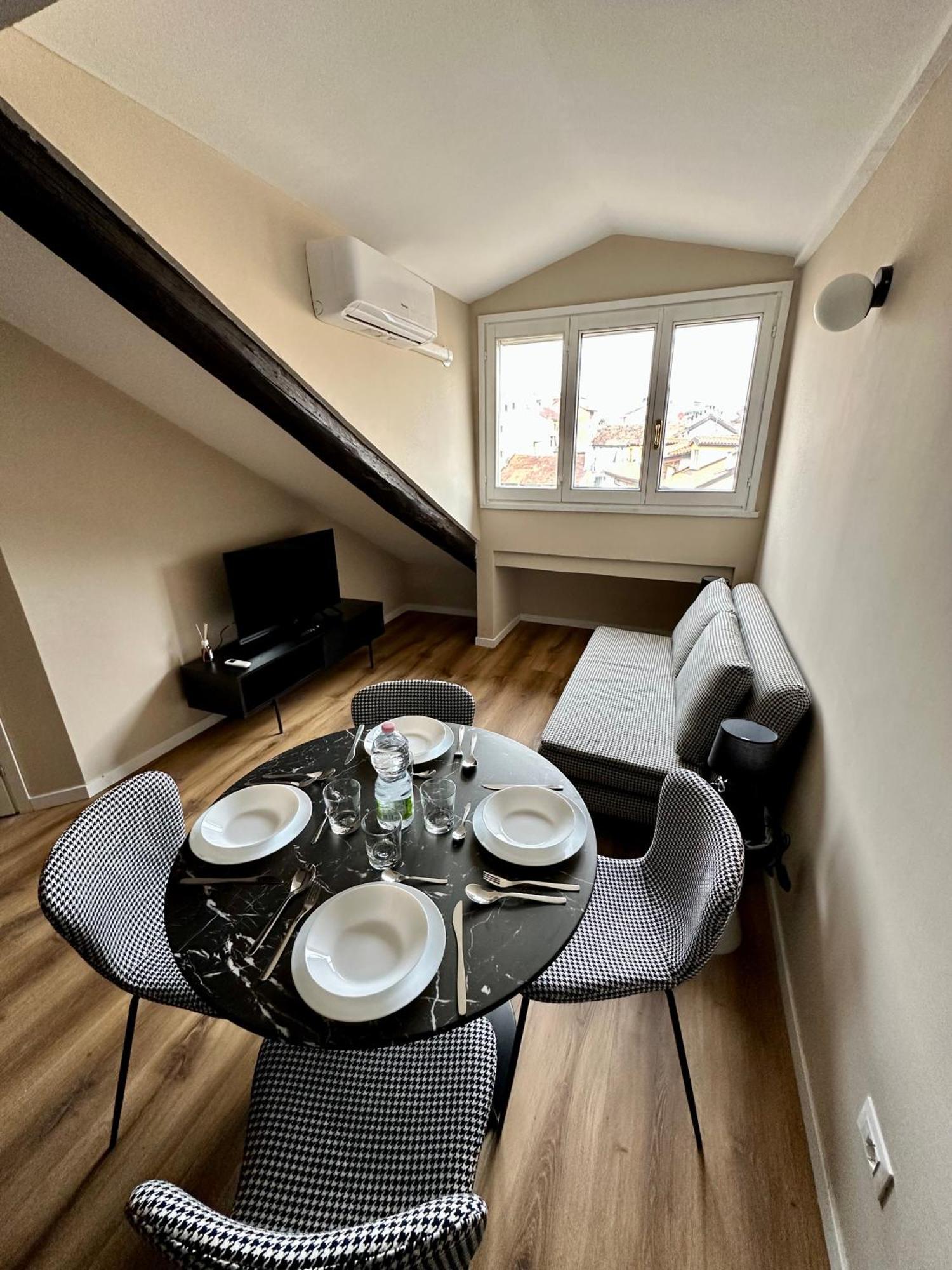 Casa Valprato Apartment ตูริน ภายนอก รูปภาพ